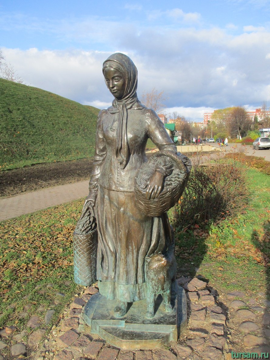 Дмитров скульптура огородница