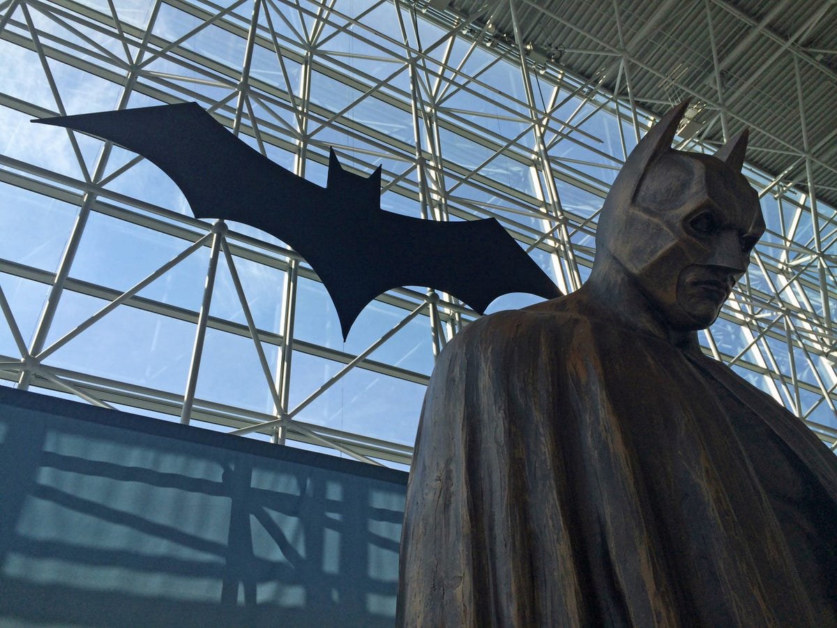 Статуя Batman Лос Анджелес