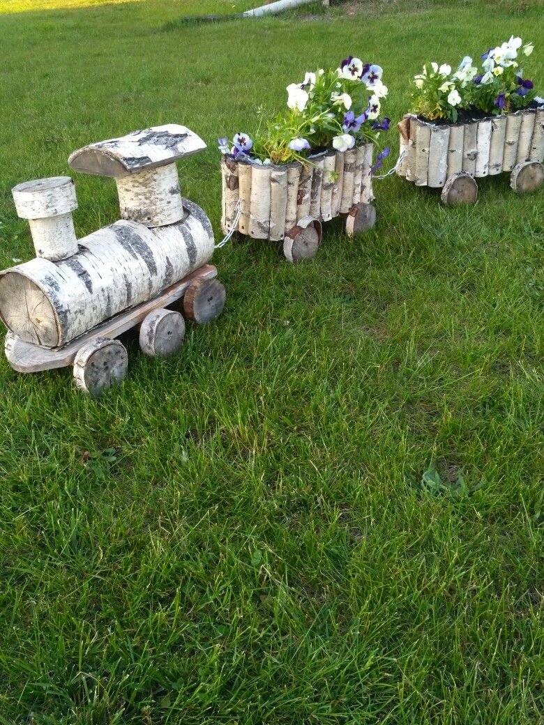 Украшения для сада из березовых поленьев