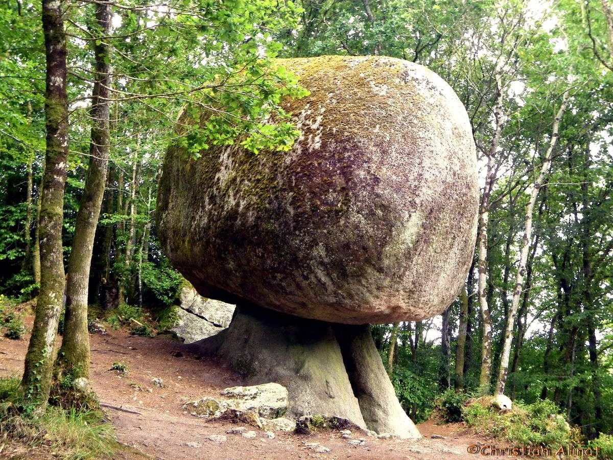 Лес d’Huelgoat, Бретань
