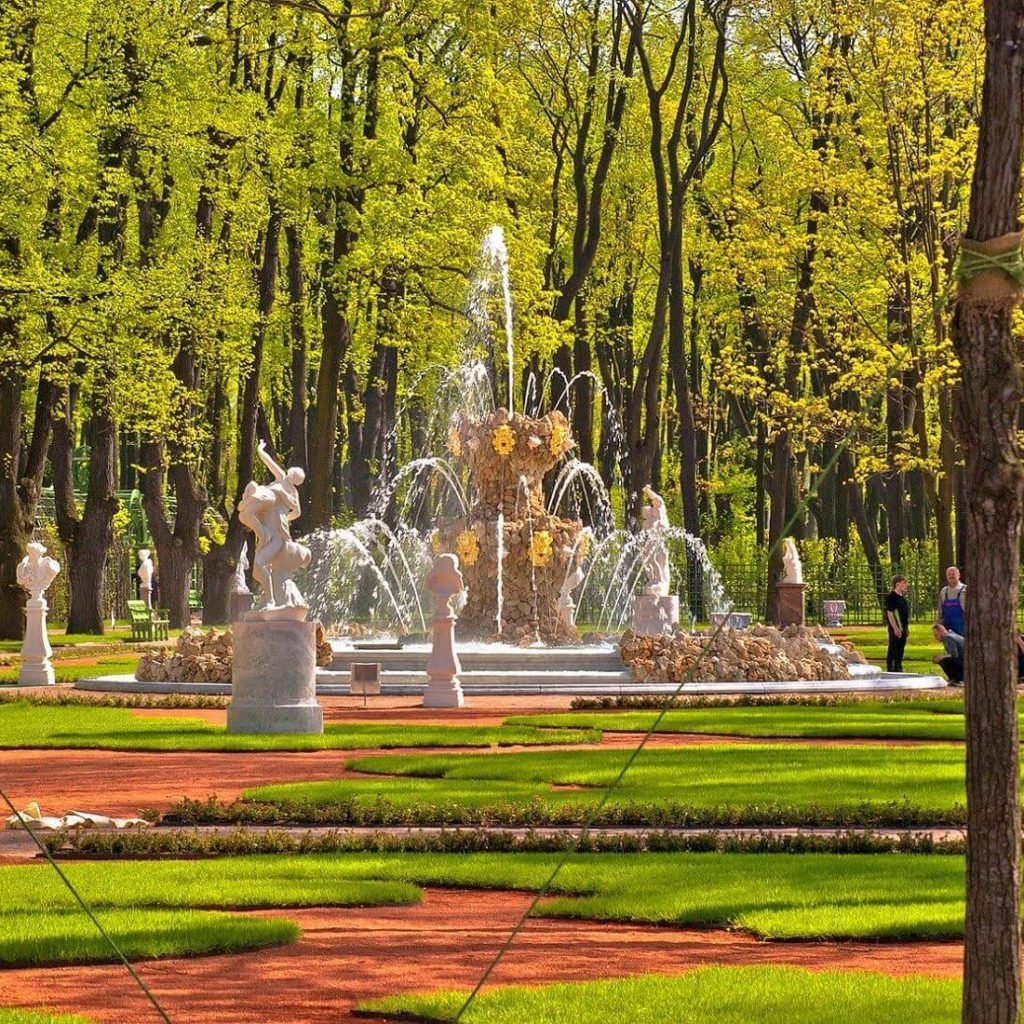 Летний сад Петра 1 в Санкт-Петербурге