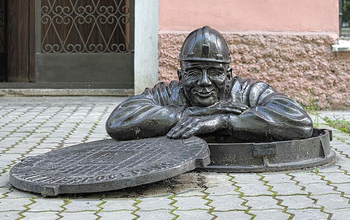 Памятники в Екатеринбурге Афоня