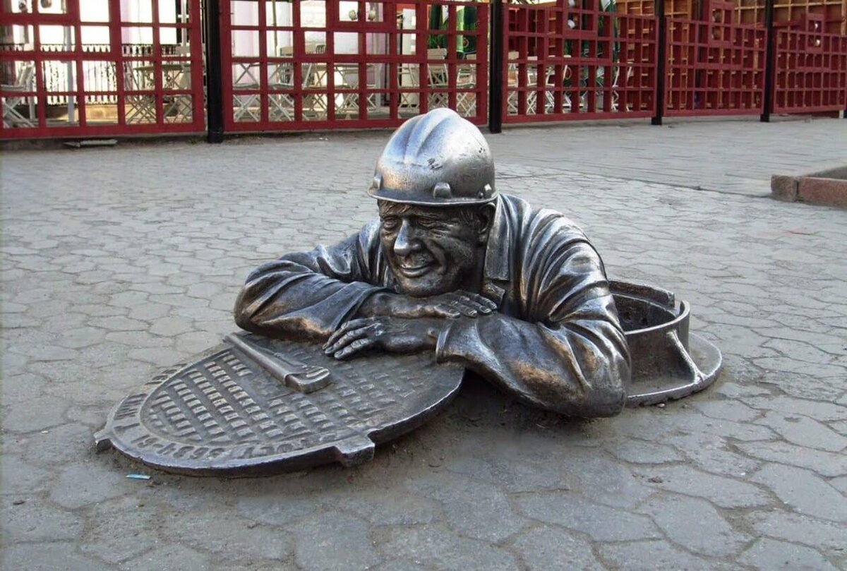 Степаныч Омск памятник