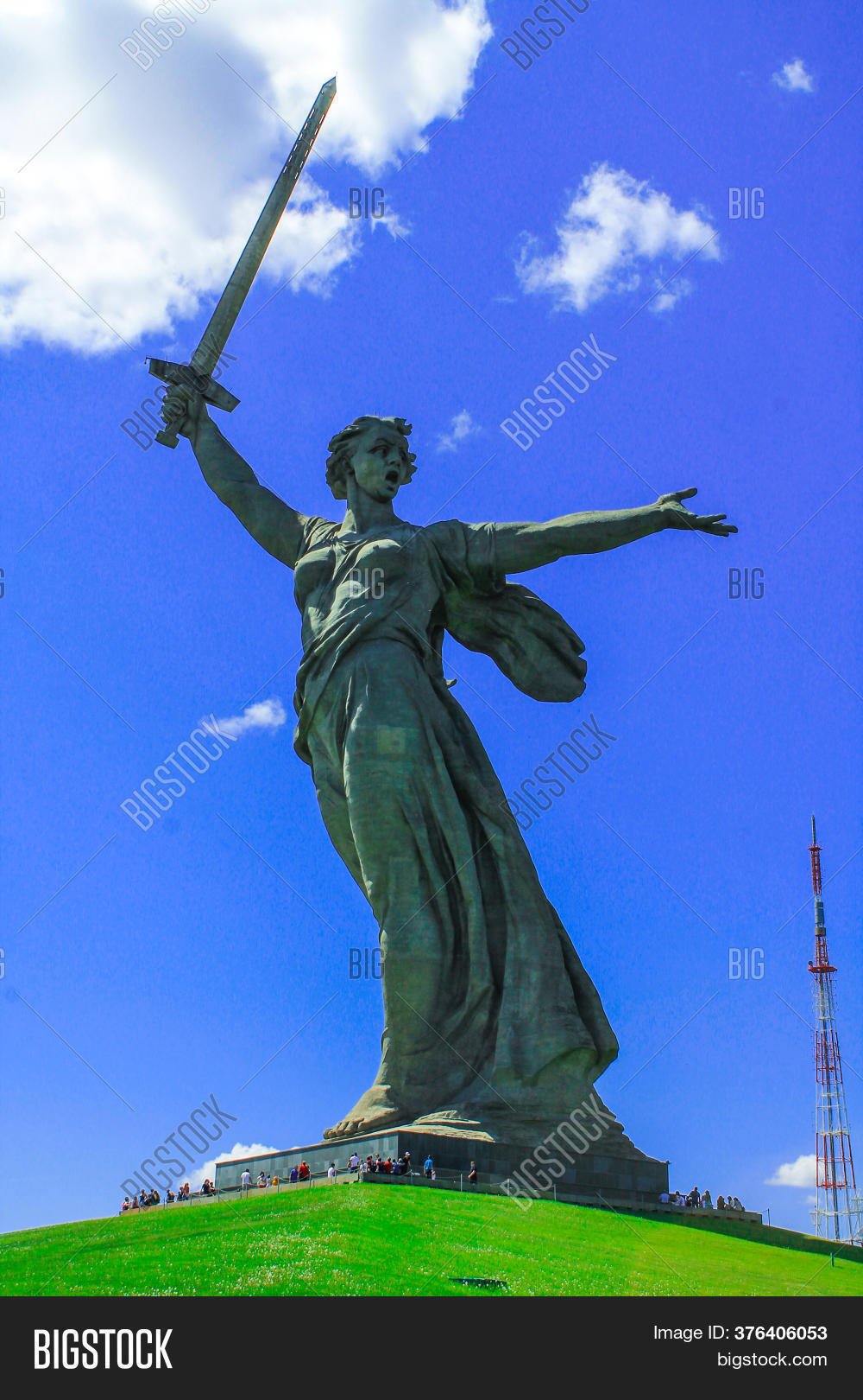 Женщина с мечом памятник в Волгограде