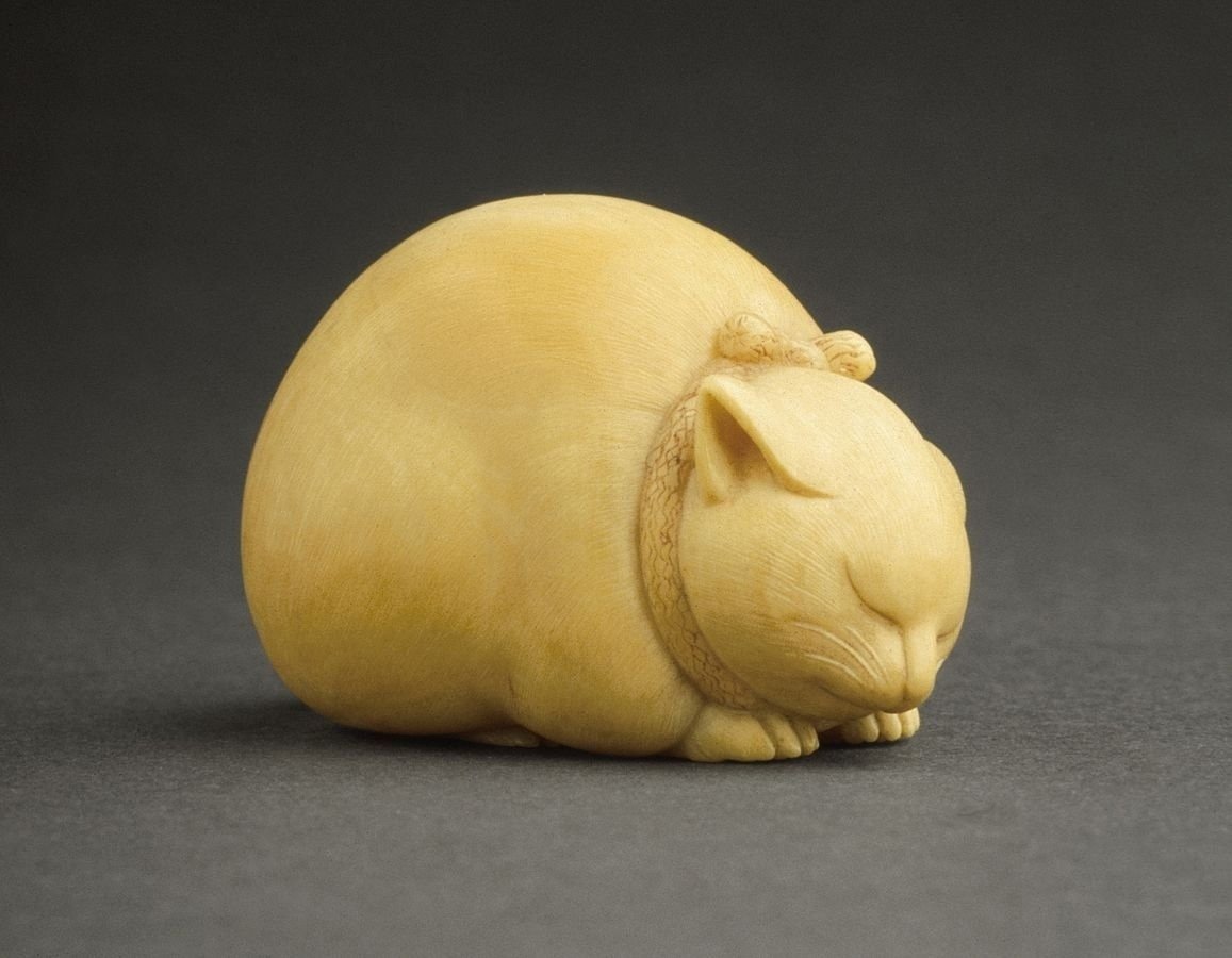 Нэцкэ кошка