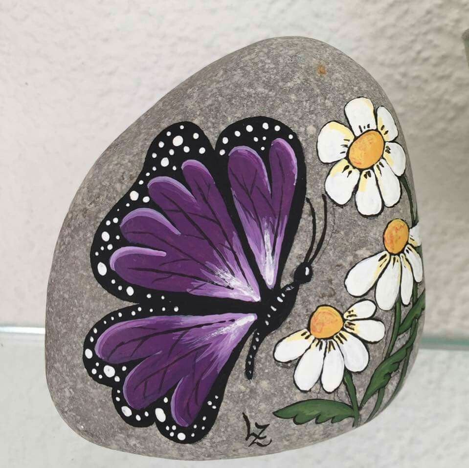 Рисование акрилом на камнях