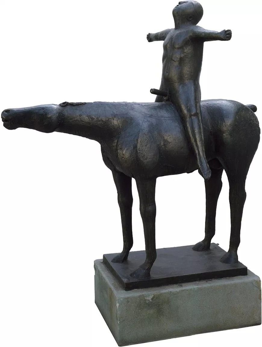 Скульптуры Марино Марини всадник