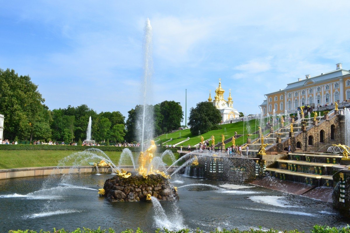 Петергоф парк Самсон фонтан