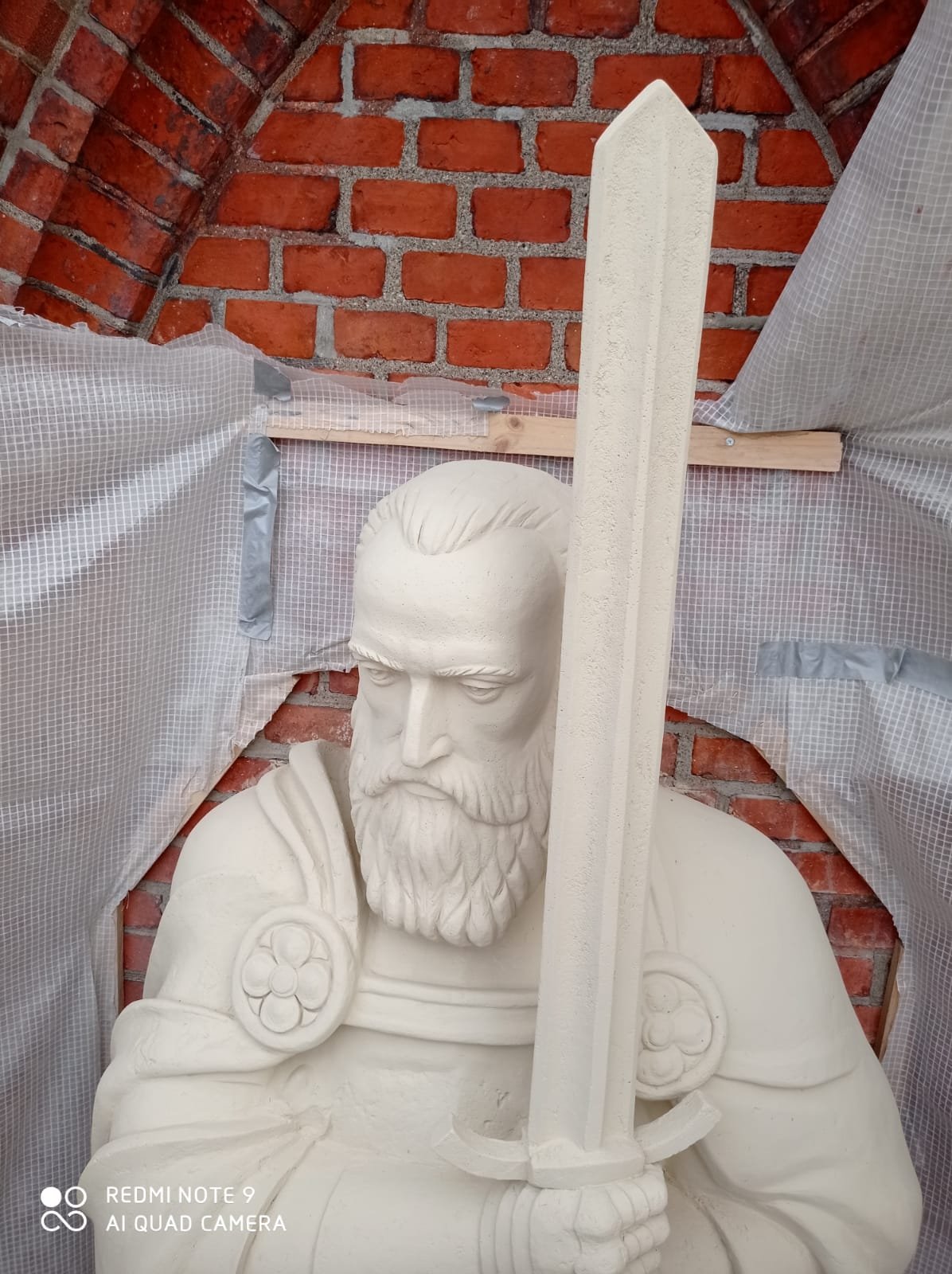 Скульптура короля