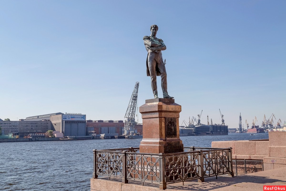 Крузенштерн памятник в СПБ