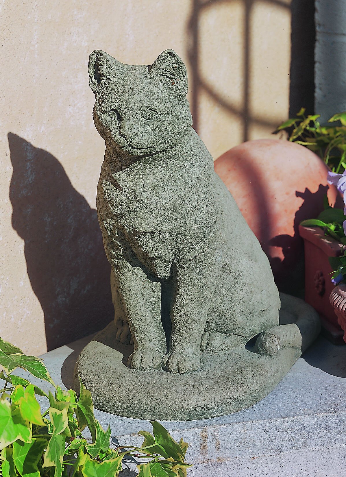 Скульптура кота