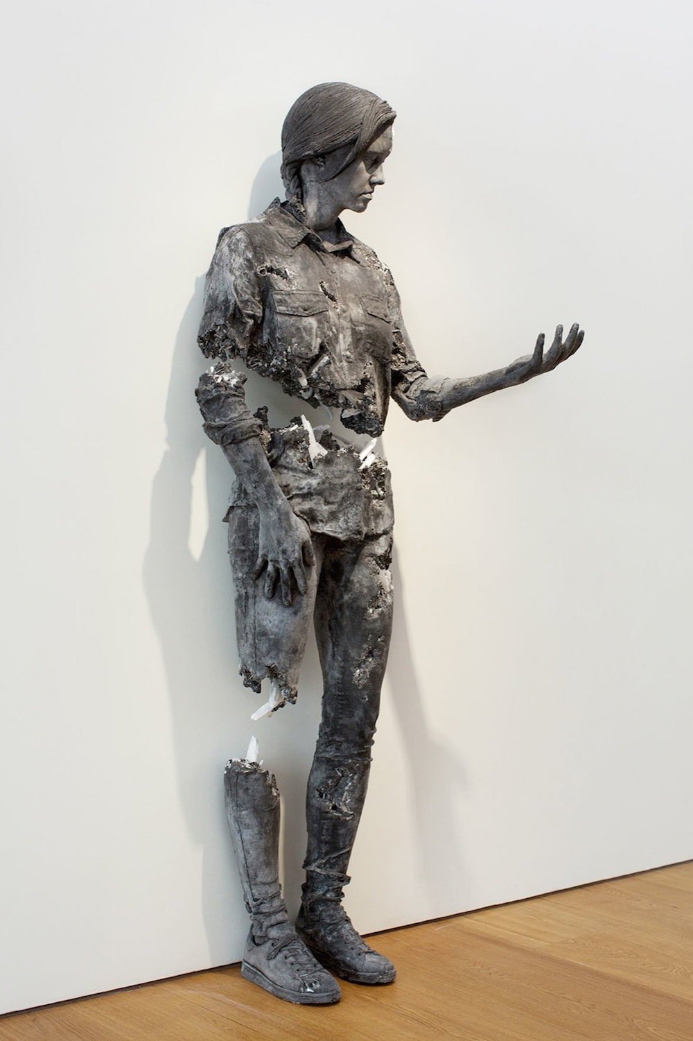 Daniel Arsham скульптуры