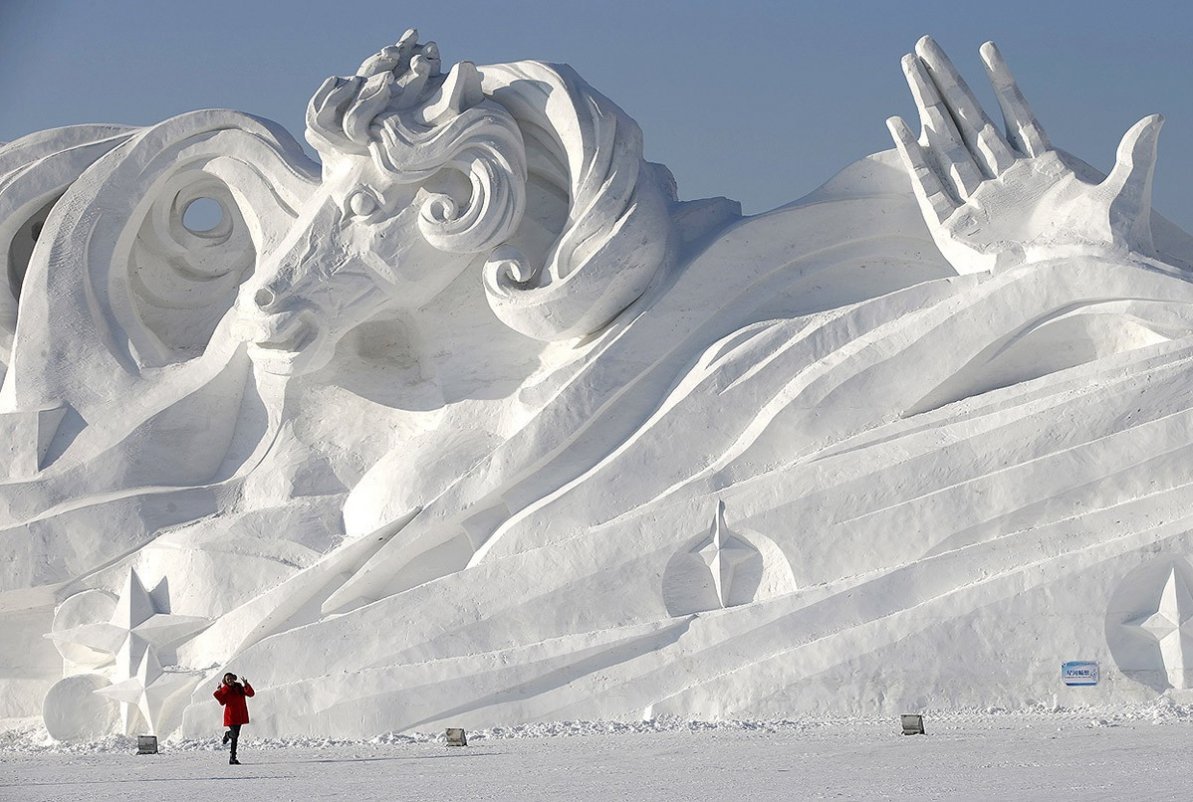 Лучшие снежные скульптуры - 78 фото.