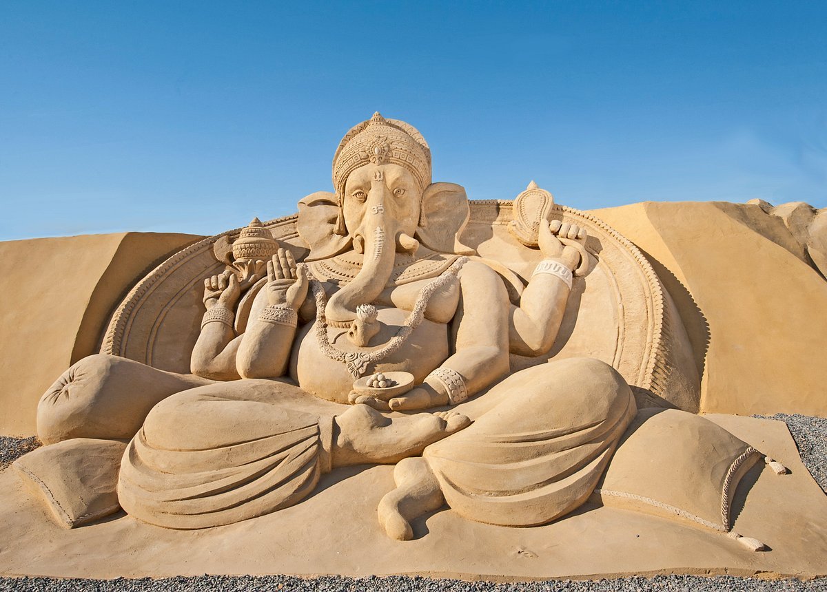 Музей песчаных скульптур Sand City в Хургаде