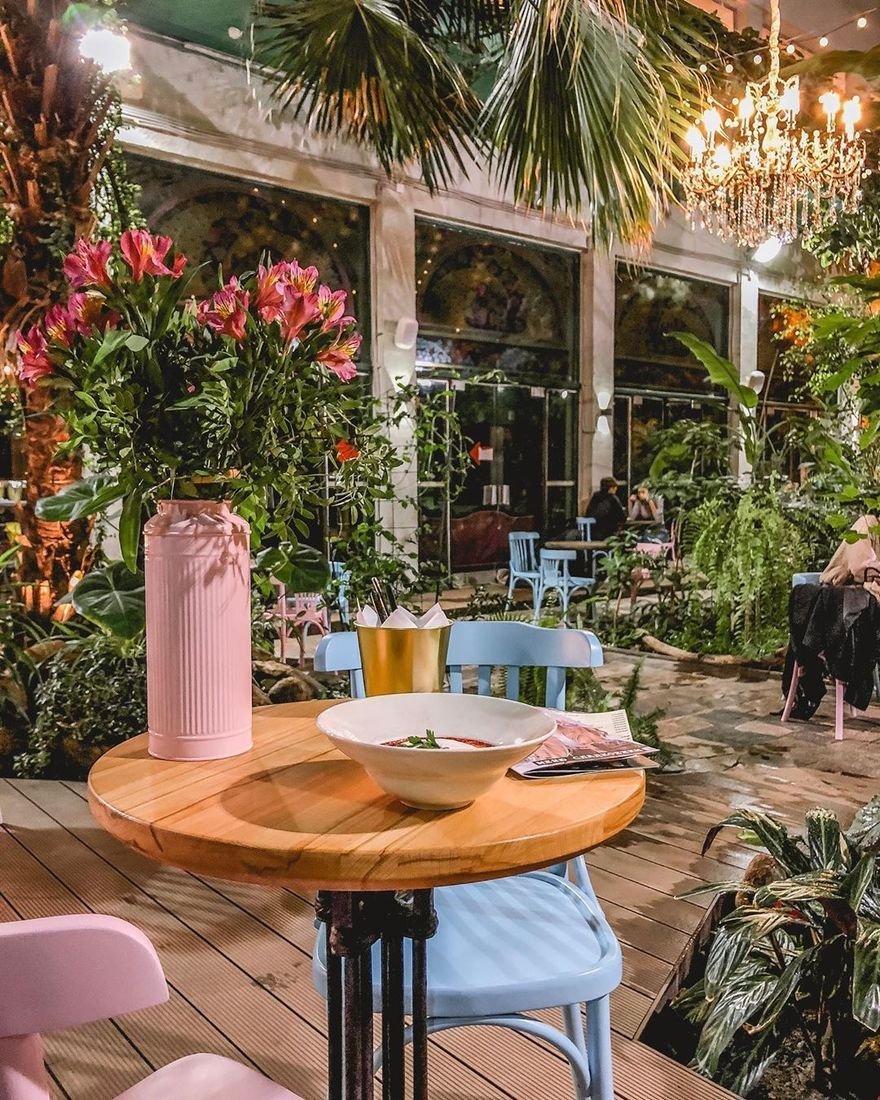 Chocolate Bar Secret Garden, Каменноостровский пр., 42