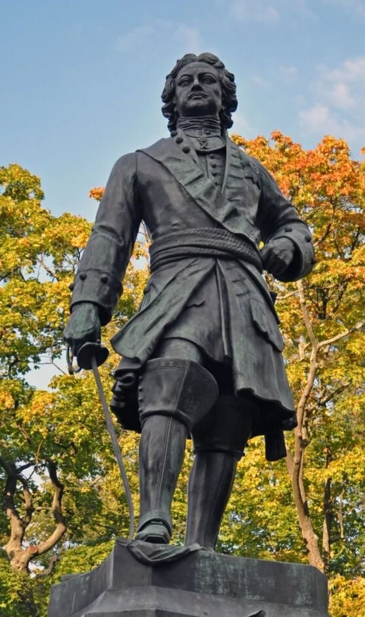 Статуя Петра 1 в Санкт-Петербурге