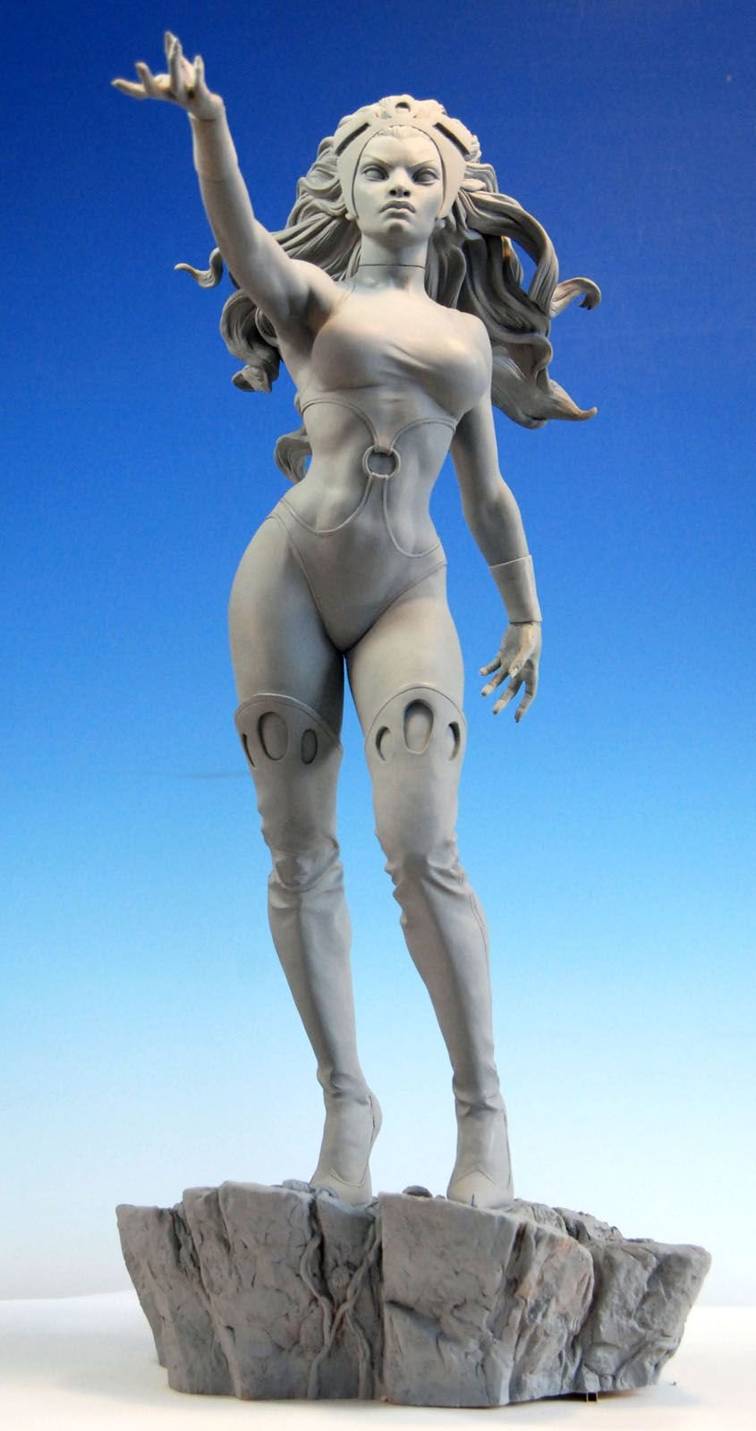Скульптуры Mark Newman