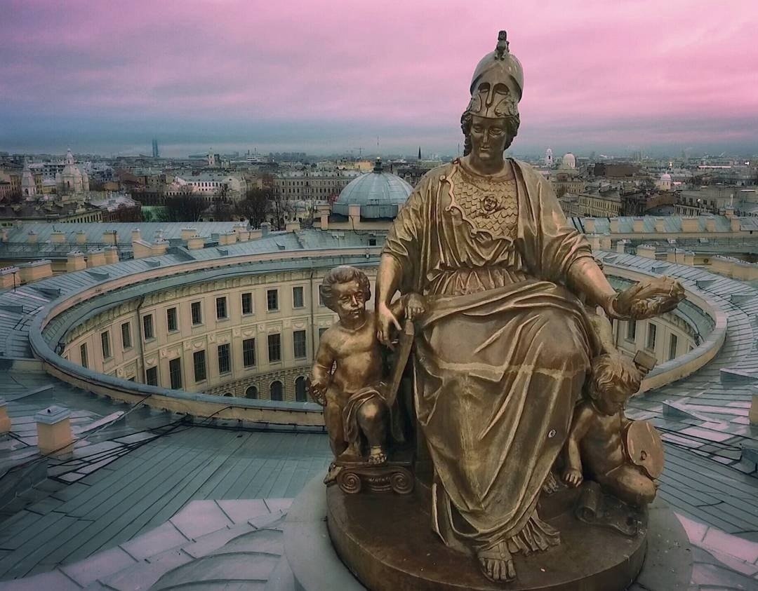 Академия художеств в Санкт-Петербурге Минерва