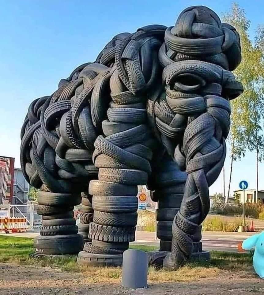 Необычные арт объекты