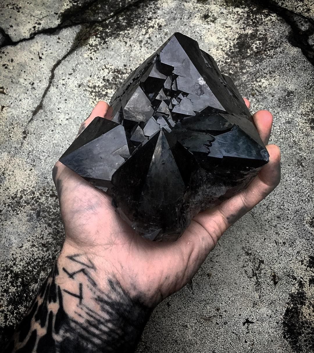 Морион камень магические