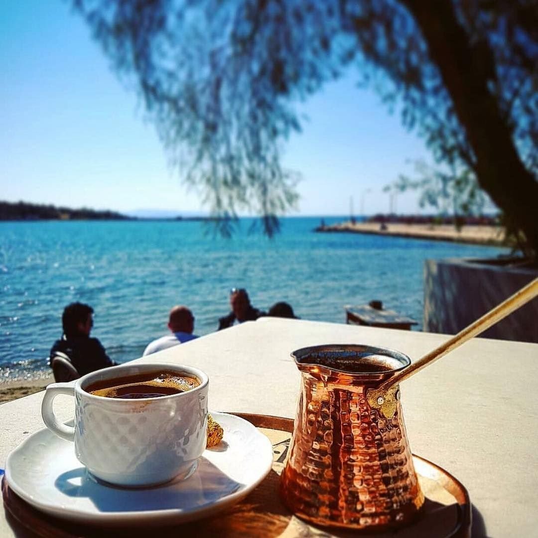 Кофе и море