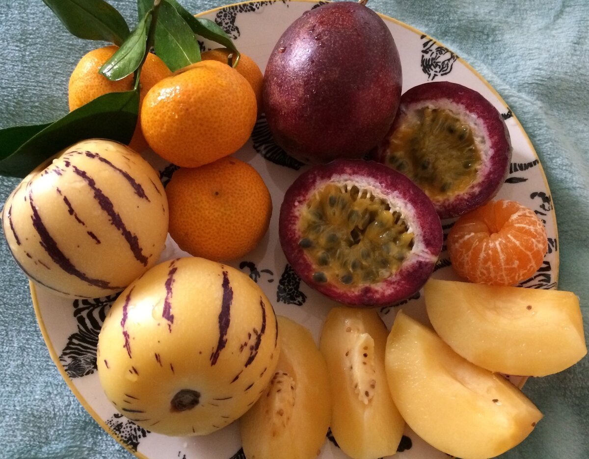 Папайя рамбутан маракуйя