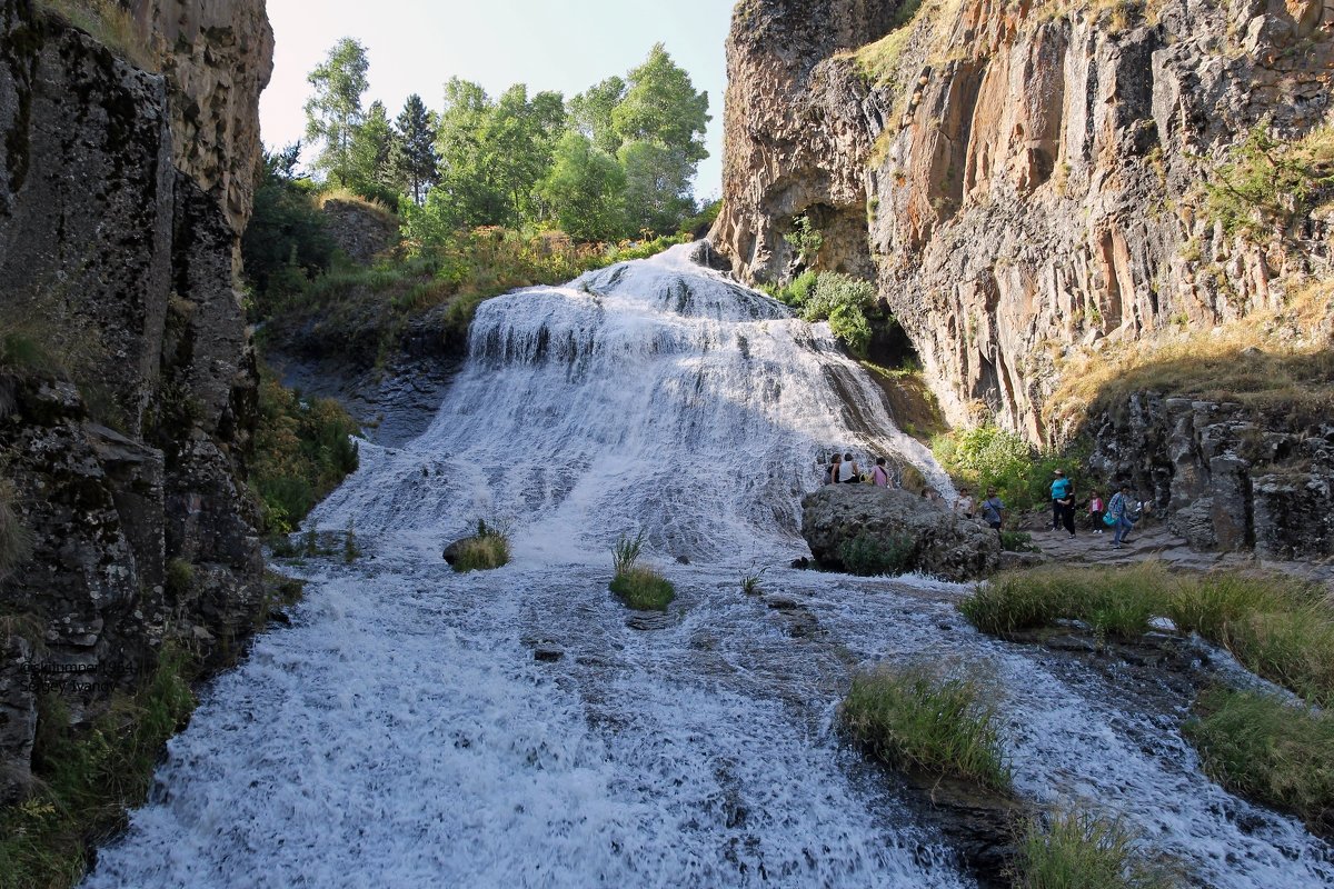 Джермукский водопад