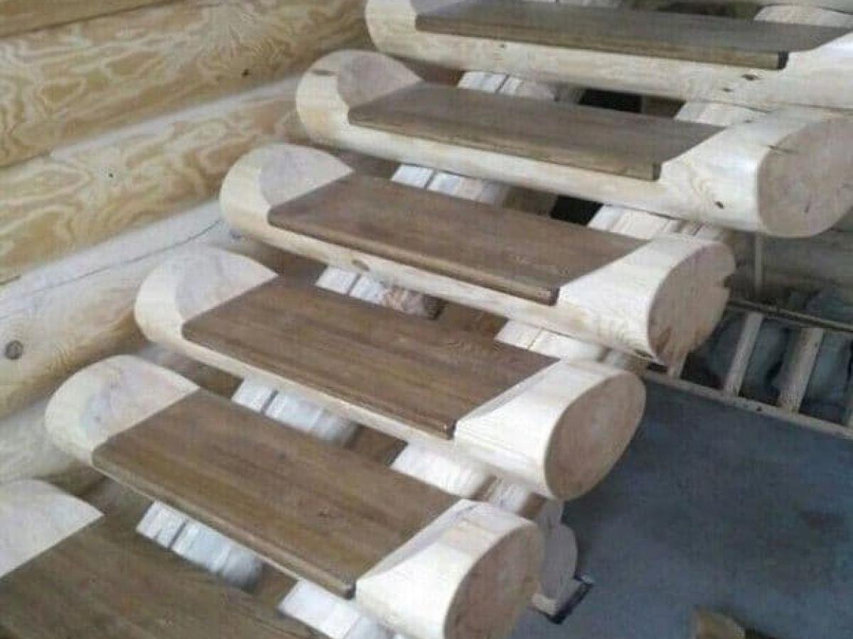 Лестница из бревна