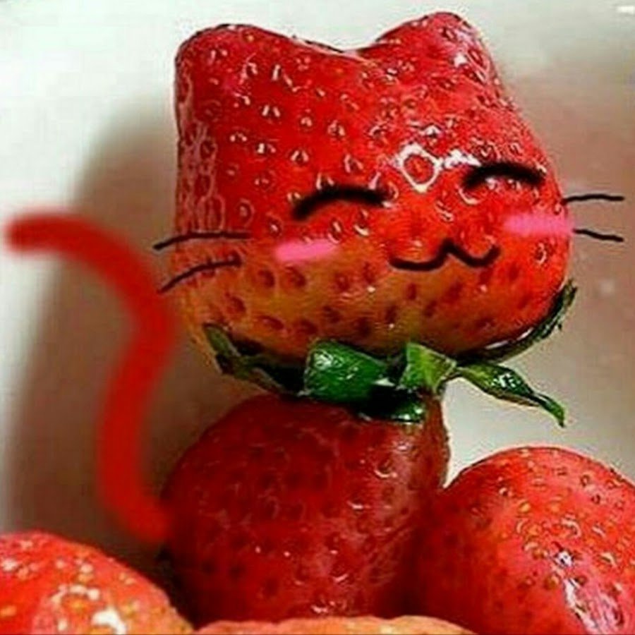 Смешная клубника