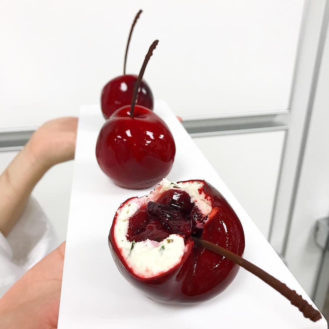 Муссовое пирожное Седрик Гроле