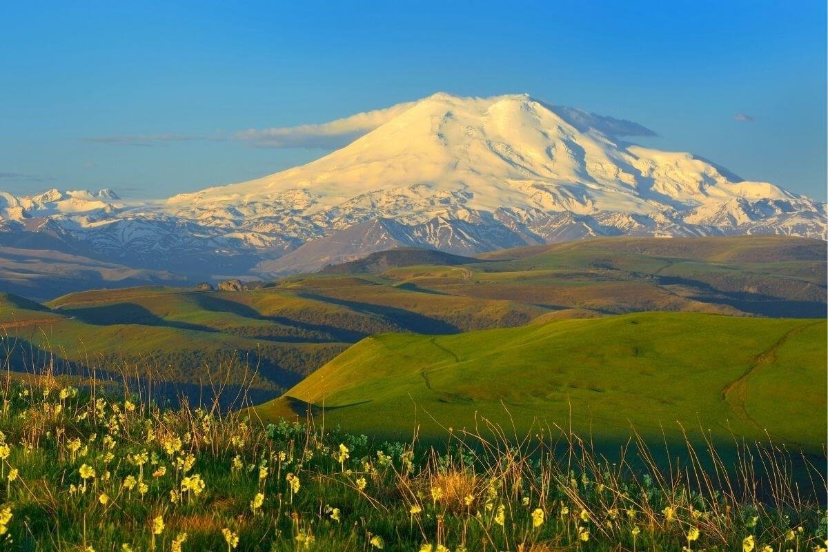 Гора Эльбрус (Кабардино-Балкария, Карачаево-Черкесия)