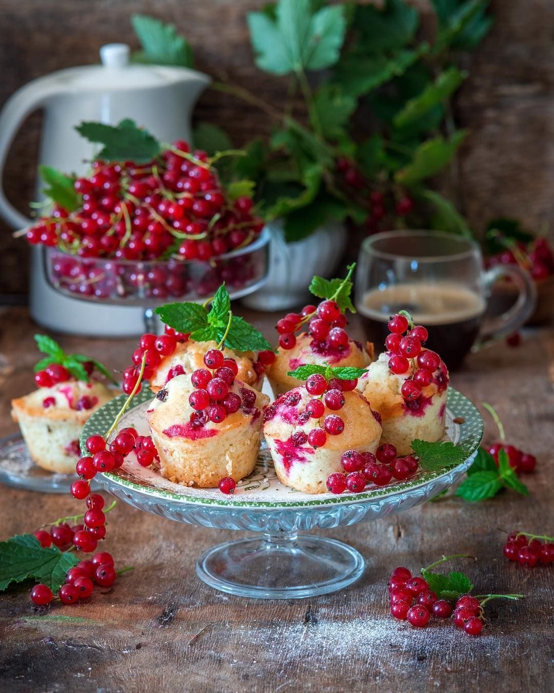 Кекс с творогом и ягодами