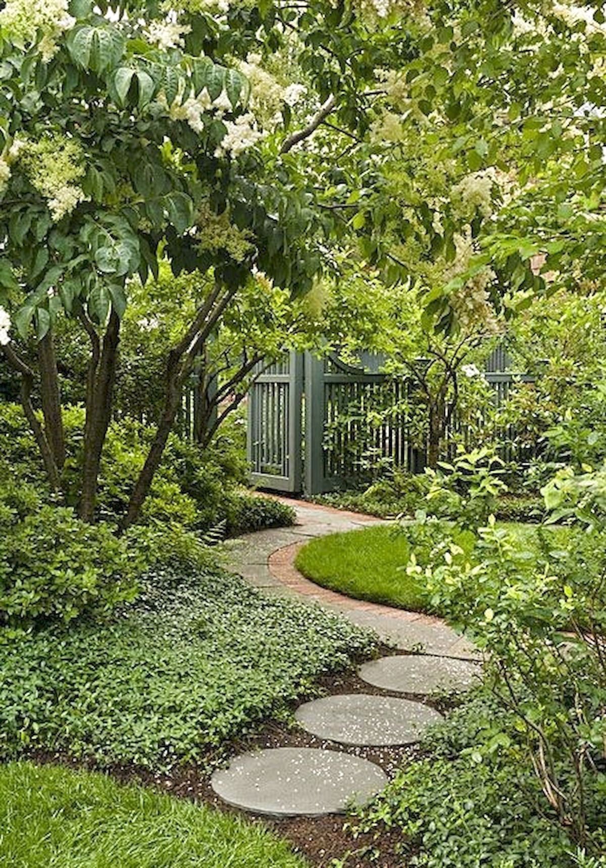 Гарден сад Garden Sad