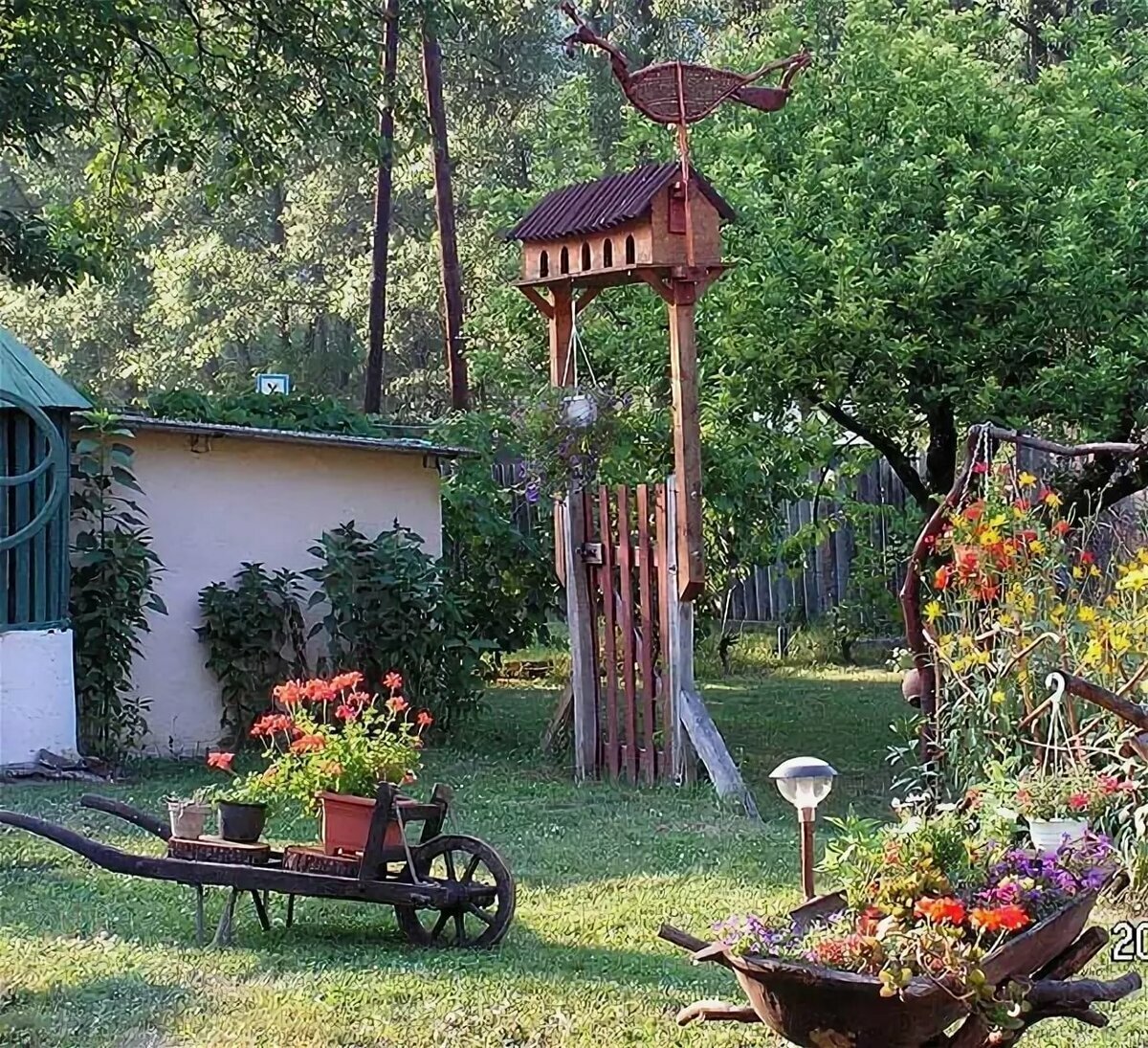 Украшения для дачи