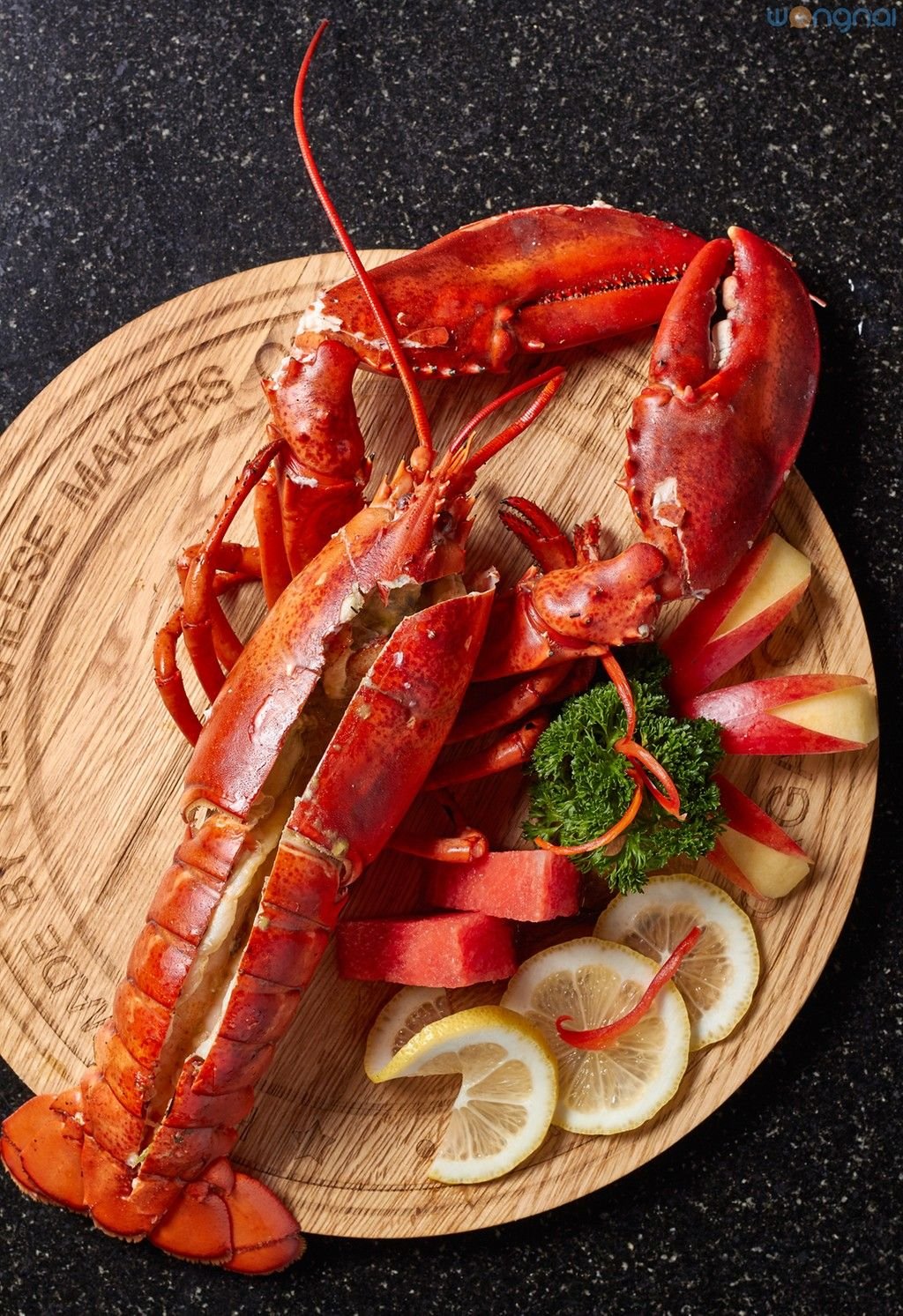 Морепродукты Омар лангуст