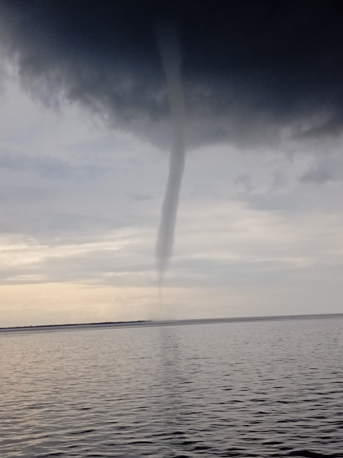 Рыбинское водохранилище