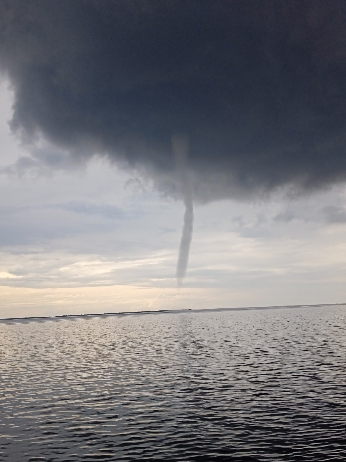 Рыбинское водохранилище