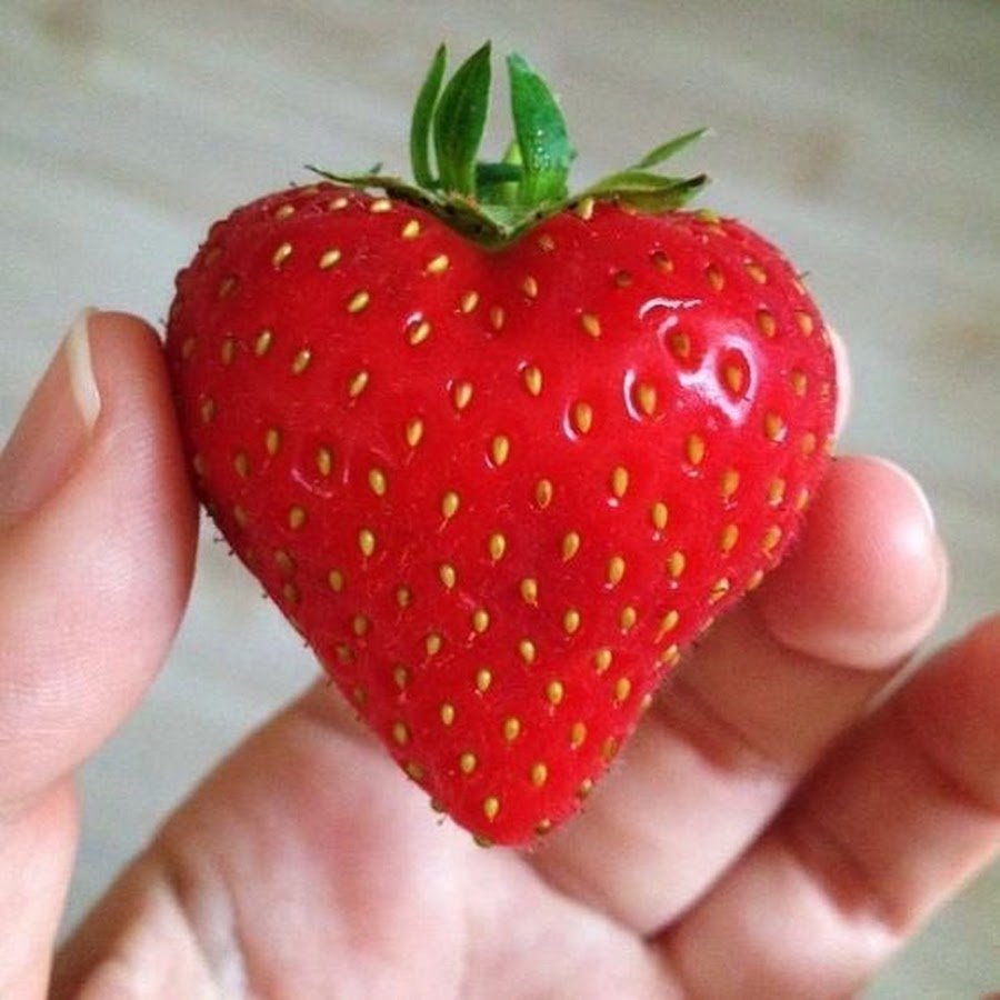 Клубника сердце