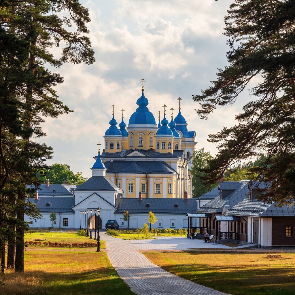 Коневский монастырь