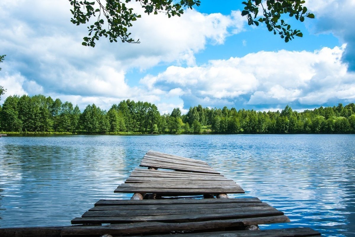 Вода озеро