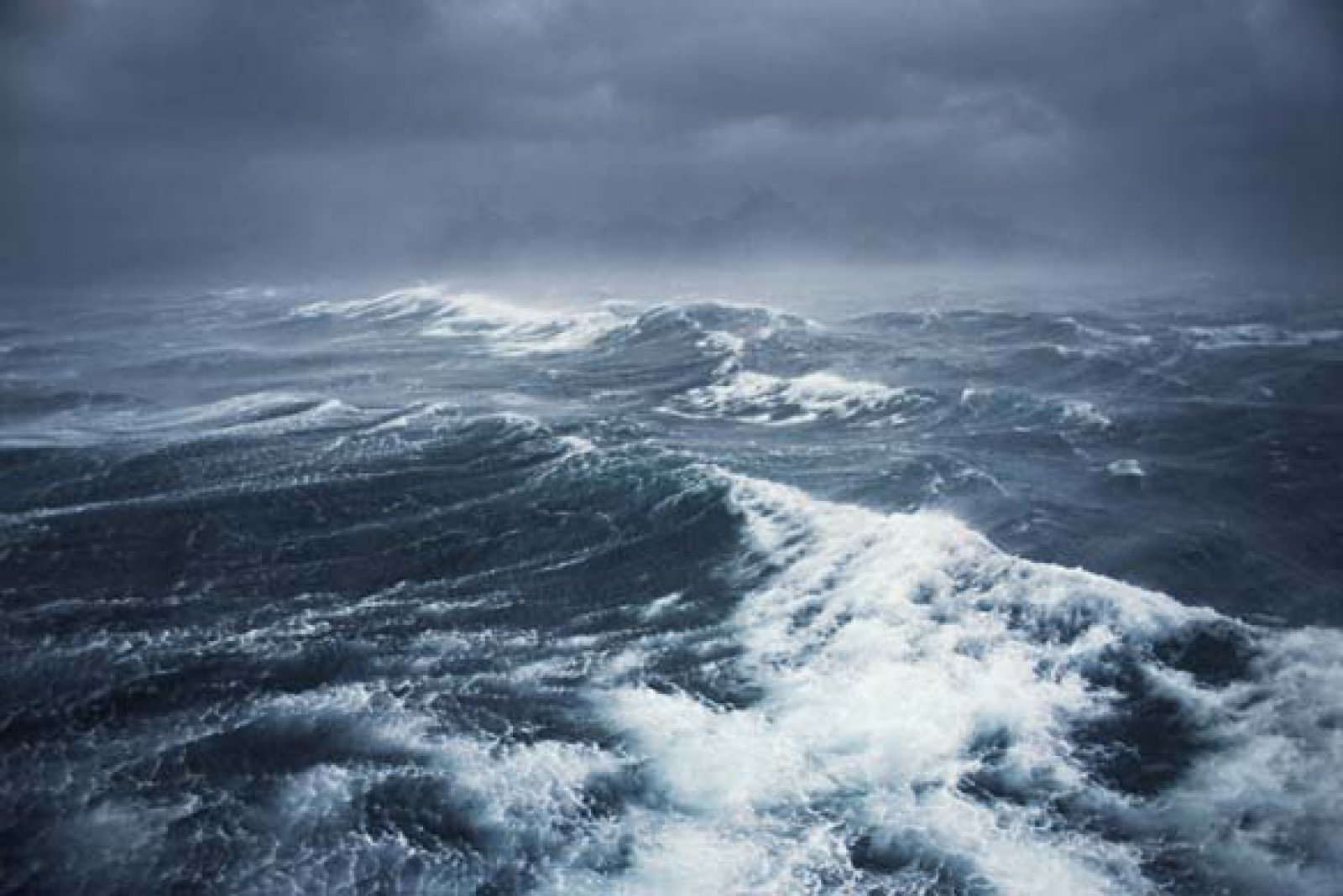 Северный Ледовитый океан што. Северный Ледовитый океан шторм. Берингово море шторм. Атлантический океан шторм.