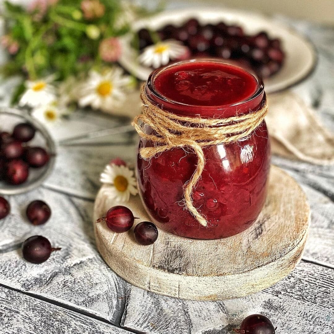 Джем из ягод крыжовника