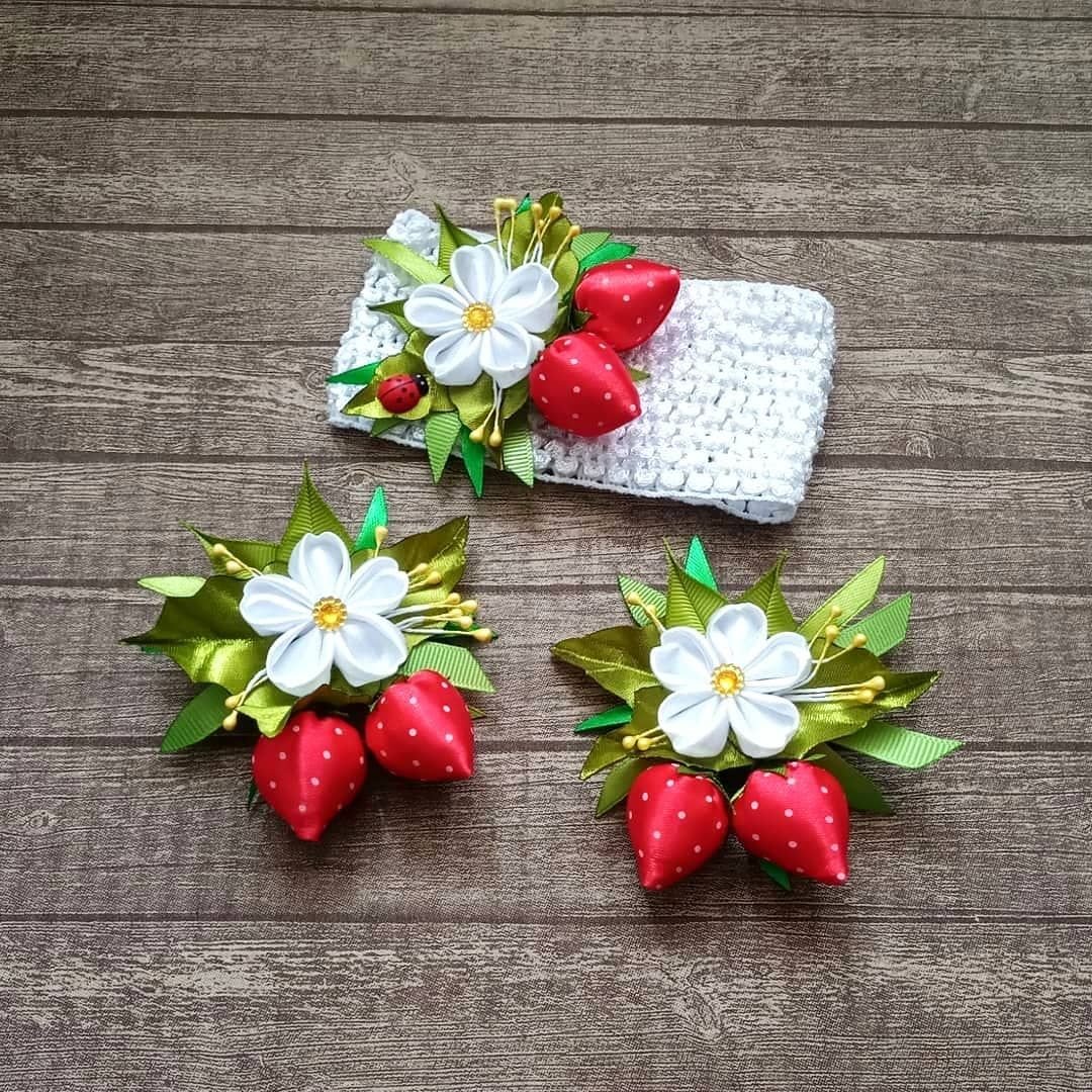 Повязка клубничка канзаши