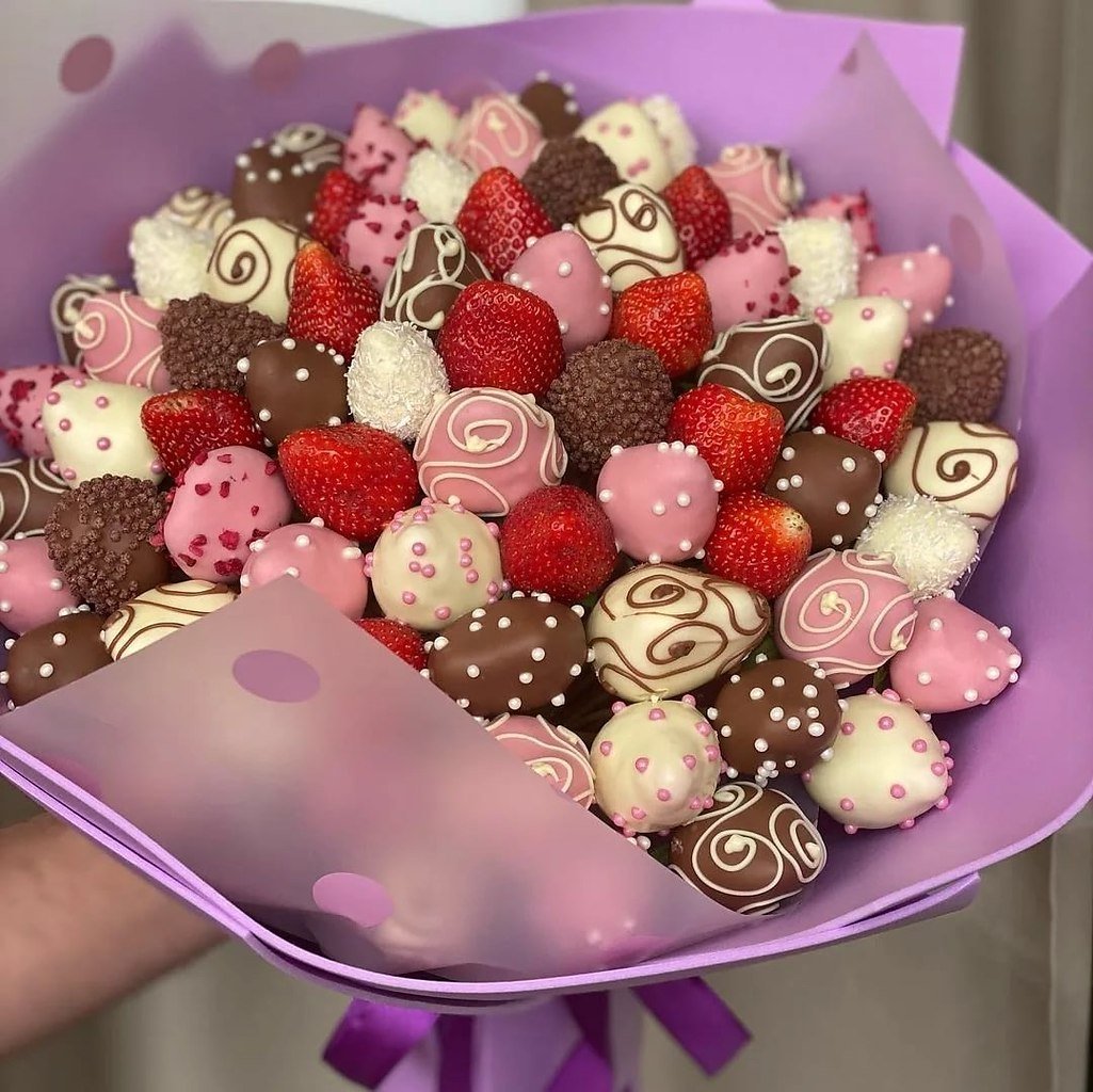 Sweet Berry букеты из клубники