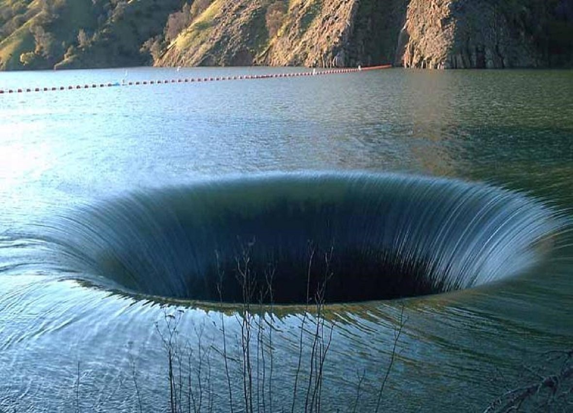 Озеро Берриесса водоворот