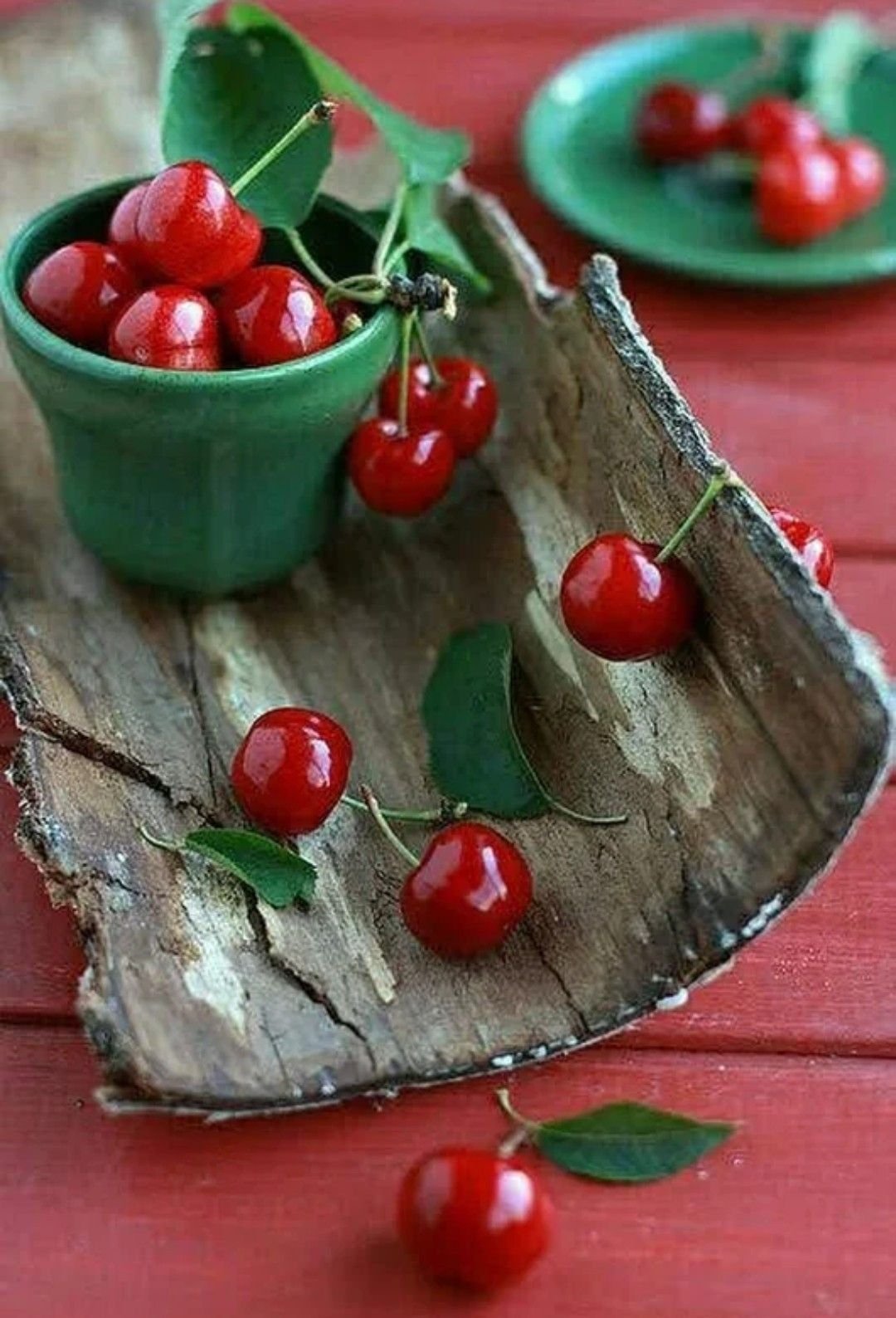 Черешня в чашке