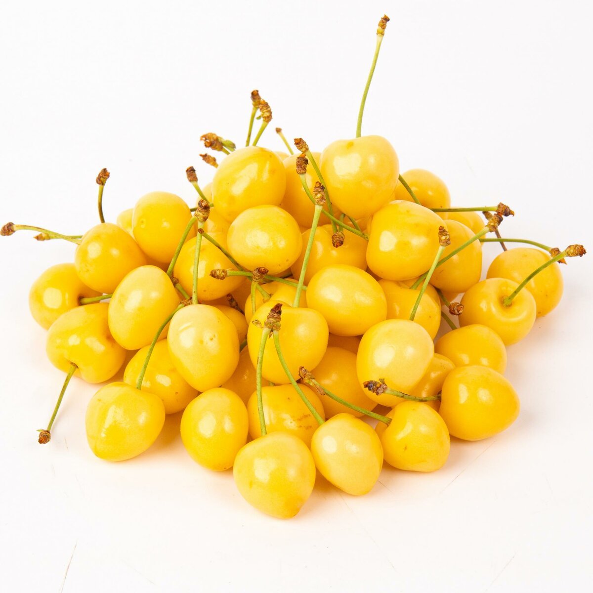 Белая черешня