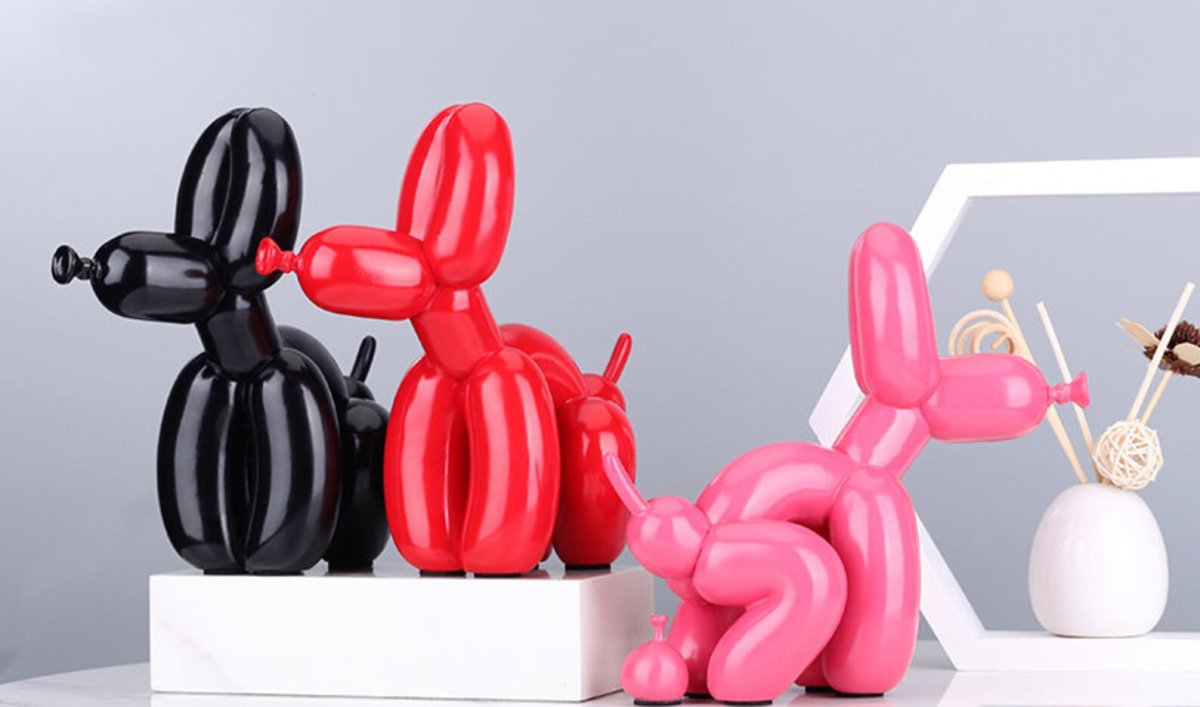 Balloon Dog poop Kristal