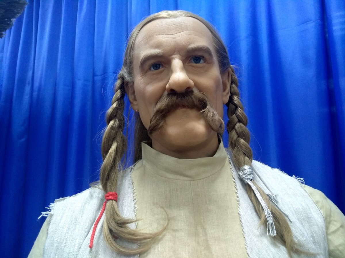 Музей восковых фигур Штефан чел Маре