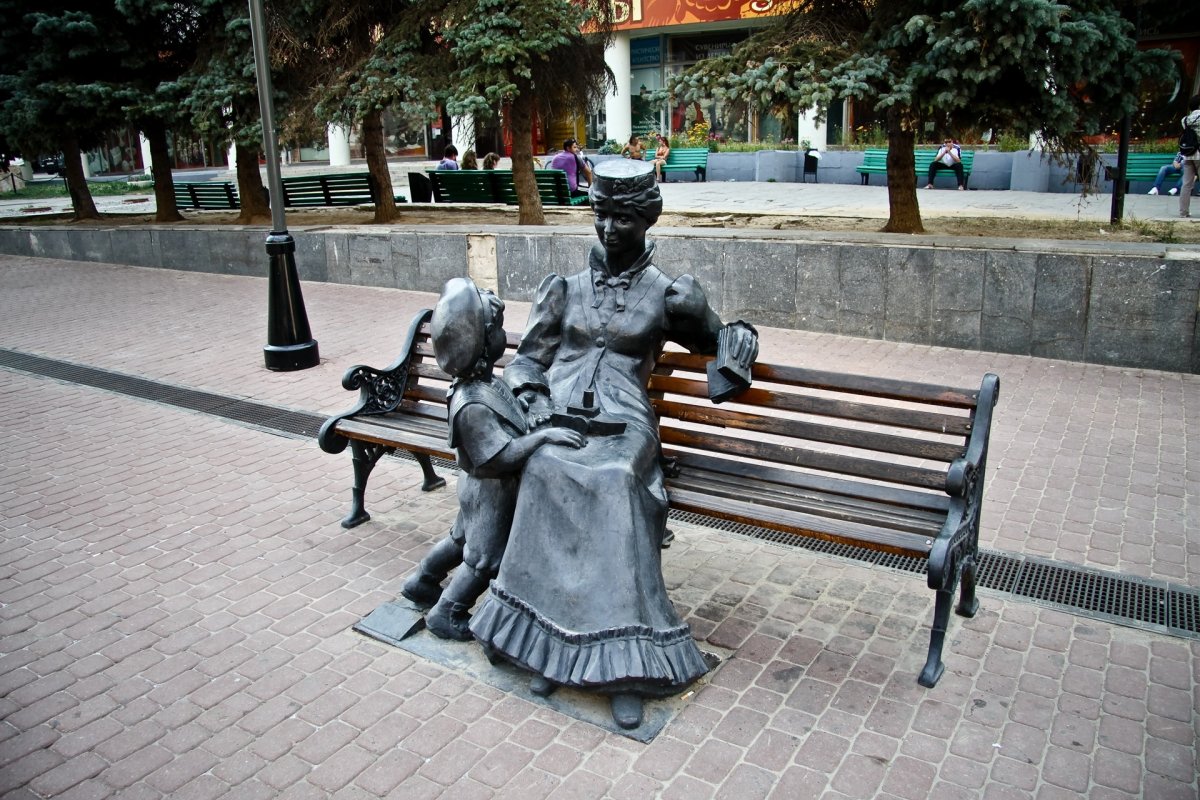 Скульптура на улицах Нижнего Новгорода